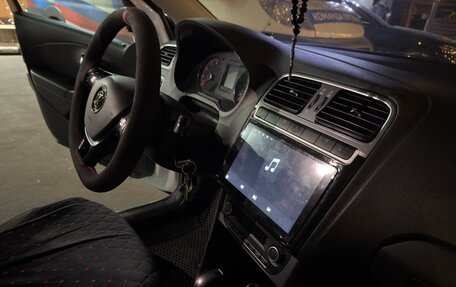 Volkswagen Polo VI (EU Market), 2017 год, 850 000 рублей, 8 фотография