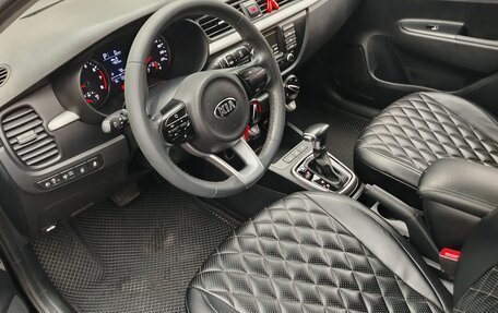 KIA Rio IV, 2018 год, 1 415 000 рублей, 10 фотография