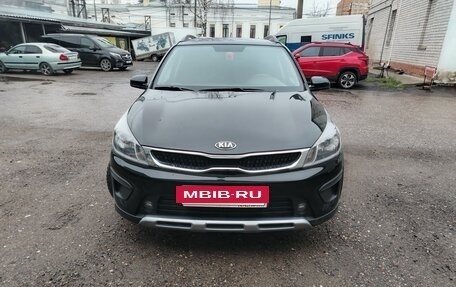 KIA Rio IV, 2018 год, 1 415 000 рублей, 2 фотография