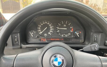 BMW 5 серия, 1991 год, 310 000 рублей, 13 фотография