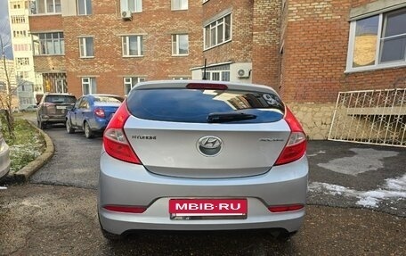 Hyundai Solaris II рестайлинг, 2014 год, 830 000 рублей, 5 фотография