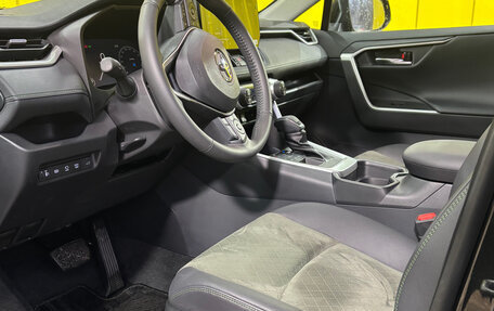 Toyota RAV4, 2025 год, 4 200 000 рублей, 11 фотография