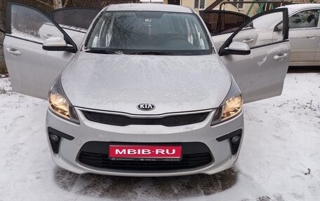 KIA Rio IV, 2017 год, 1 050 000 рублей, 1 фотография
