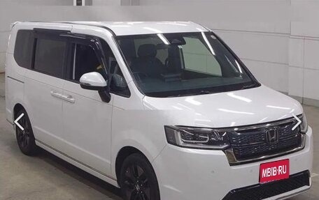 Honda Stepwgn, 2023 год, 2 690 000 рублей, 1 фотография