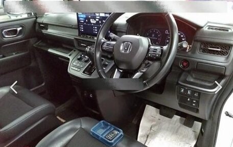 Honda Stepwgn, 2023 год, 2 690 000 рублей, 3 фотография