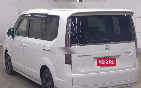 Honda Stepwgn, 2023 год, 2 690 000 рублей, 2 фотография