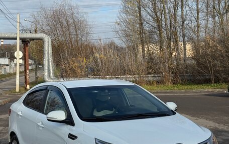 KIA Rio III рестайлинг, 2012 год, 830 000 рублей, 1 фотография