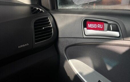 Hyundai Solaris II рестайлинг, 2015 год, 1 089 000 рублей, 14 фотография