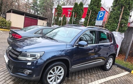 Volkswagen Tiguan I, 2011 год, 1 400 000 рублей, 2 фотография