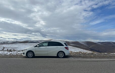 Mercedes-Benz B-Класс, 2016 год, 1 450 000 рублей, 4 фотография