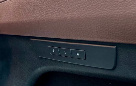 BMW 5 серия, 2011 год, 2 300 000 рублей, 16 фотография