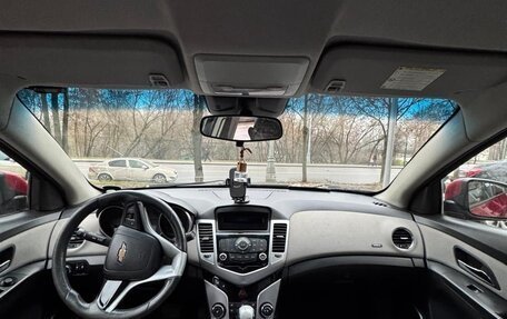 Chevrolet Cruze II, 2011 год, 415 000 рублей, 18 фотография