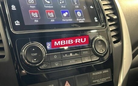 Mitsubishi Pajero Sport III рестайлинг, 2019 год, 2 975 000 рублей, 17 фотография