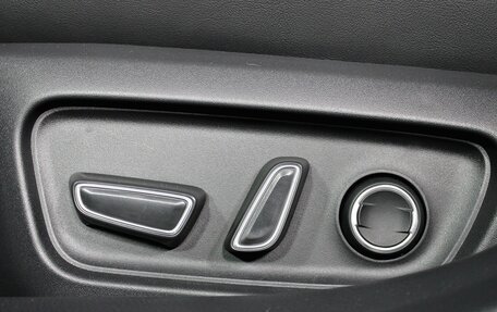 Toyota Camry, 2025 год, 4 940 000 рублей, 25 фотография