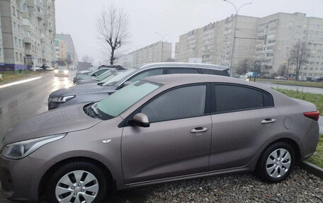 KIA Rio IV, 2019 год, 1 550 000 рублей, 2 фотография