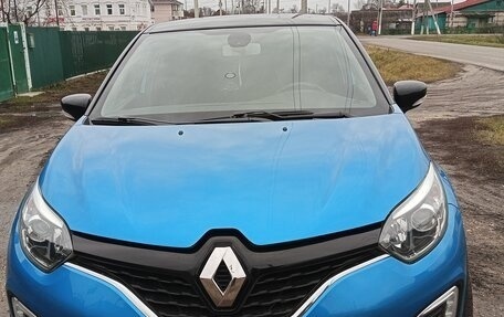 Renault Kaptur I рестайлинг, 2017 год, 1 370 000 рублей, 2 фотография