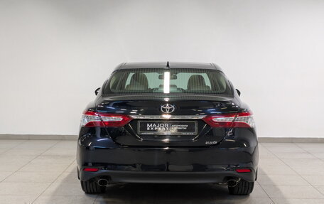 Toyota Camry, 2022 год, 3 440 000 рублей, 6 фотография