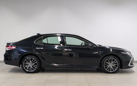 Toyota Camry, 2022 год, 3 440 000 рублей, 4 фотография