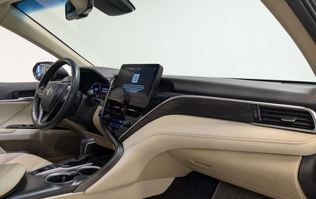 Toyota Camry, 2022 год, 3 440 000 рублей, 11 фотография