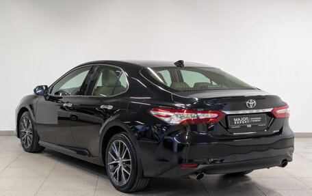 Toyota Camry, 2022 год, 3 440 000 рублей, 7 фотография