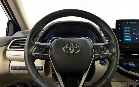 Toyota Camry, 2022 год, 3 440 000 рублей, 22 фотография