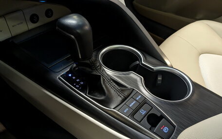 Toyota Camry, 2022 год, 3 440 000 рублей, 29 фотография