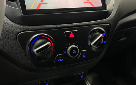 Hyundai Solaris II рестайлинг, 2017 год, 820 000 рублей, 13 фотография