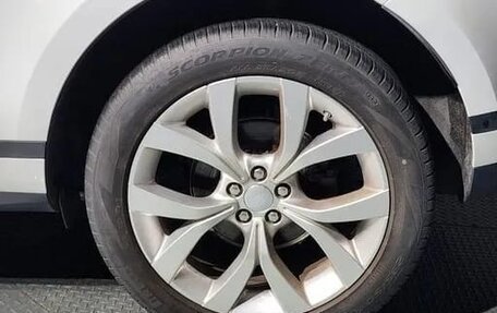 Land Rover Range Rover Evoque II, 2019 год, 3 300 000 рублей, 11 фотография