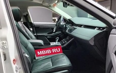 Land Rover Range Rover Evoque II, 2019 год, 3 300 000 рублей, 5 фотография