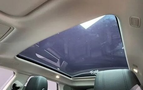 Land Rover Range Rover Evoque II, 2019 год, 3 300 000 рублей, 14 фотография