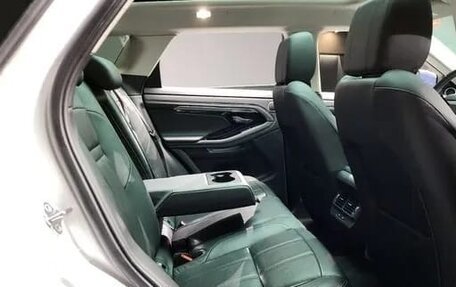 Land Rover Range Rover Evoque II, 2019 год, 3 300 000 рублей, 19 фотография