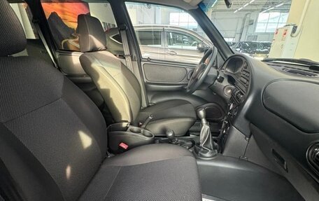 Chevrolet Niva I рестайлинг, 2019 год, 859 000 рублей, 7 фотография