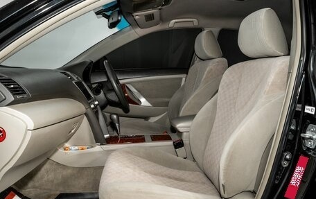 Toyota Camry, 2011 год, 1 250 000 рублей, 6 фотография