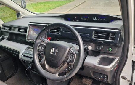 Honda Stepwgn IV, 2021 год, 2 400 000 рублей, 7 фотография