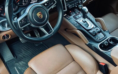 Porsche Cayenne III, 2017 год, 5 200 000 рублей, 27 фотография