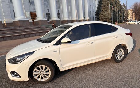 Hyundai Solaris II рестайлинг, 2018 год, 1 450 000 рублей, 8 фотография