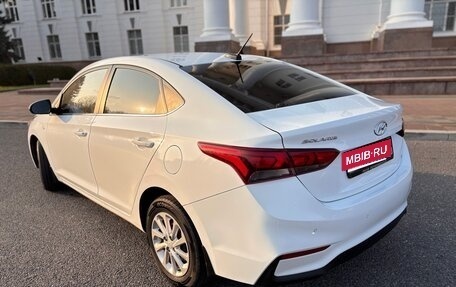 Hyundai Solaris II рестайлинг, 2018 год, 1 450 000 рублей, 7 фотография