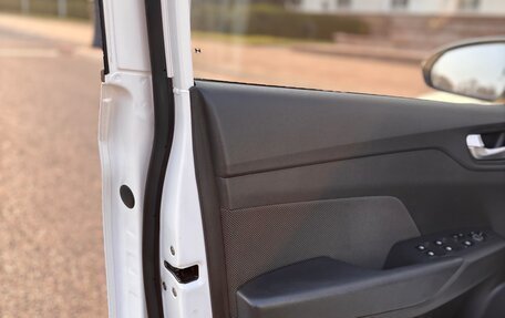 Hyundai Solaris II рестайлинг, 2018 год, 1 450 000 рублей, 14 фотография