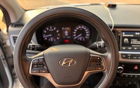 Hyundai Solaris II рестайлинг, 2018 год, 1 450 000 рублей, 26 фотография