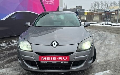 Renault Megane III, 2009 год, 350 000 рублей, 2 фотография