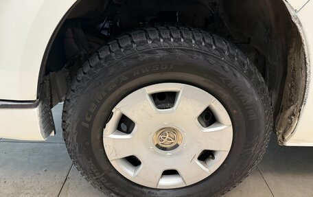 Toyota RegiusAce, 2011 год, 2 740 000 рублей, 3 фотография