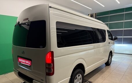 Toyota RegiusAce, 2011 год, 2 740 000 рублей, 6 фотография