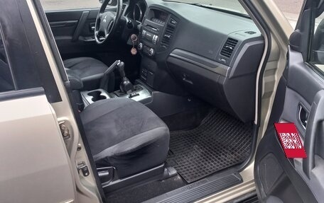Mitsubishi Pajero IV, 2007 год, 1 500 000 рублей, 7 фотография