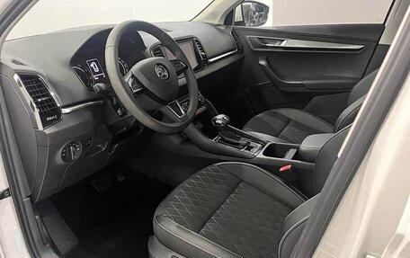 Skoda Karoq I, 2022 год, 1 980 000 рублей, 7 фотография