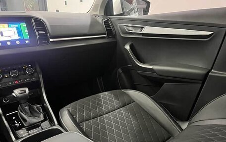 Skoda Karoq I, 2022 год, 1 980 000 рублей, 10 фотография