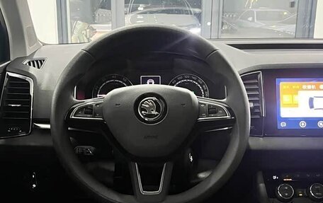 Skoda Karoq I, 2022 год, 1 980 000 рублей, 14 фотография