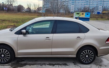 Volkswagen Polo VI (EU Market), 2015 год, 800 000 рублей, 3 фотография