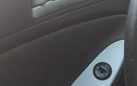 Hyundai Solaris II рестайлинг, 2013 год, 700 000 рублей, 2 фотография