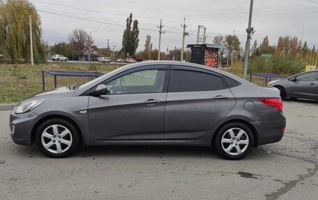 Hyundai Solaris II рестайлинг, 2013 год, 700 000 рублей, 5 фотография