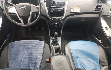 Hyundai Solaris II рестайлинг, 2016 год, 770 000 рублей, 8 фотография